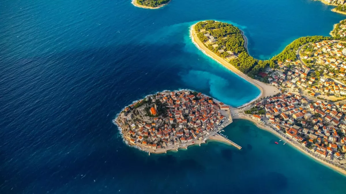 Primošten - beaches, where to swim and which seaside accommodation to choose?