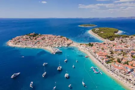 Primošten - beaches, where to swim and which seaside accommodation to choose?