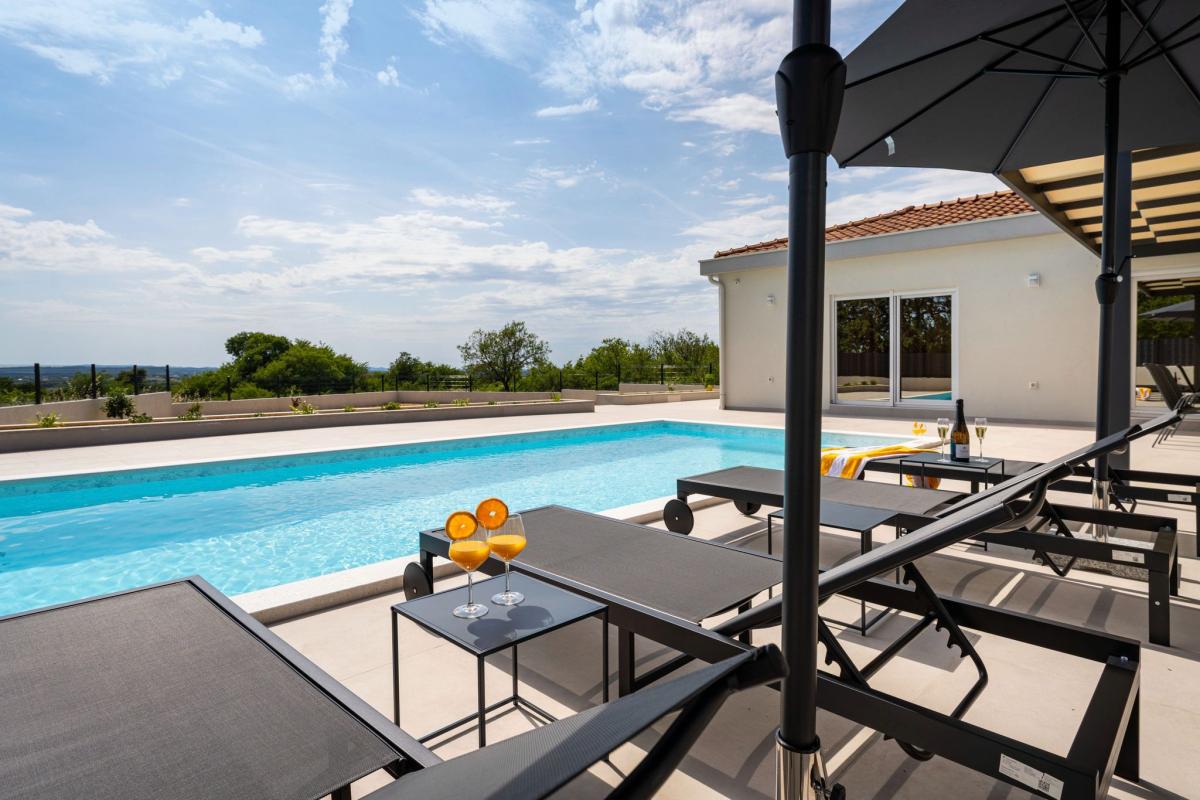 Villa Selmeni